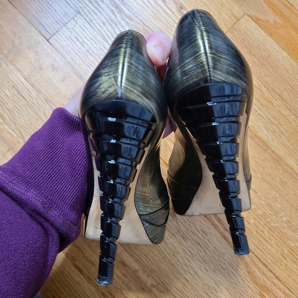 Oscar de la Renta Size 8 Peep Toe Swirl Heel Platform Pumps - Picture 10 of 12